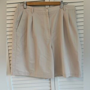 🐧3/$15 or 5/$20 - Karen Scott Sport pleated high waist shorts GUC